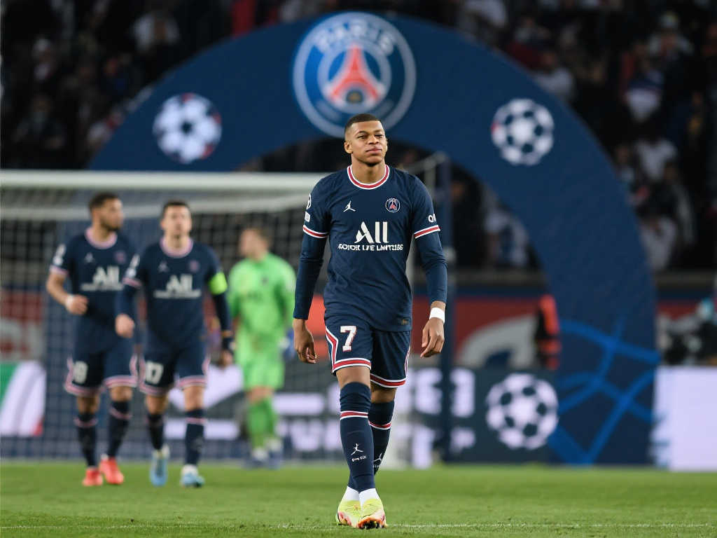 3：1力克阿森纳！巴黎圣日耳曼挺进决赛，欧冠三胜英超，姆巴佩追悔莫及